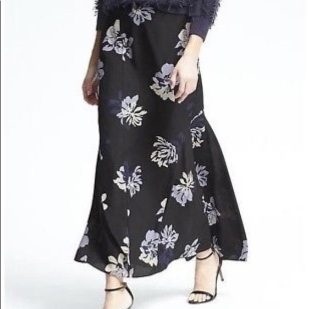 Banana Republic High/Low floor skirt